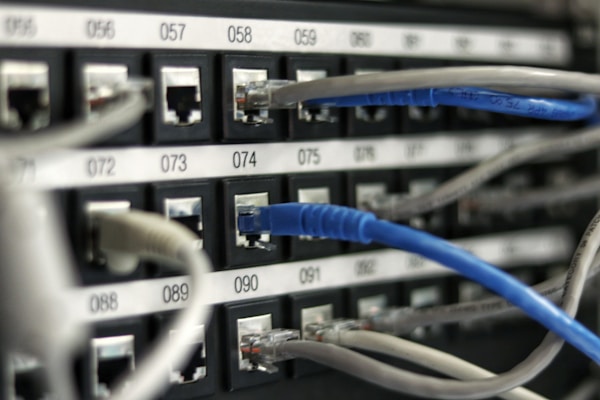 2025 Yılında Web Hosting Seçimi Nasıl Yapılır?